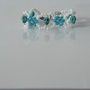 Beaded Skull Bracelet - White and Blue